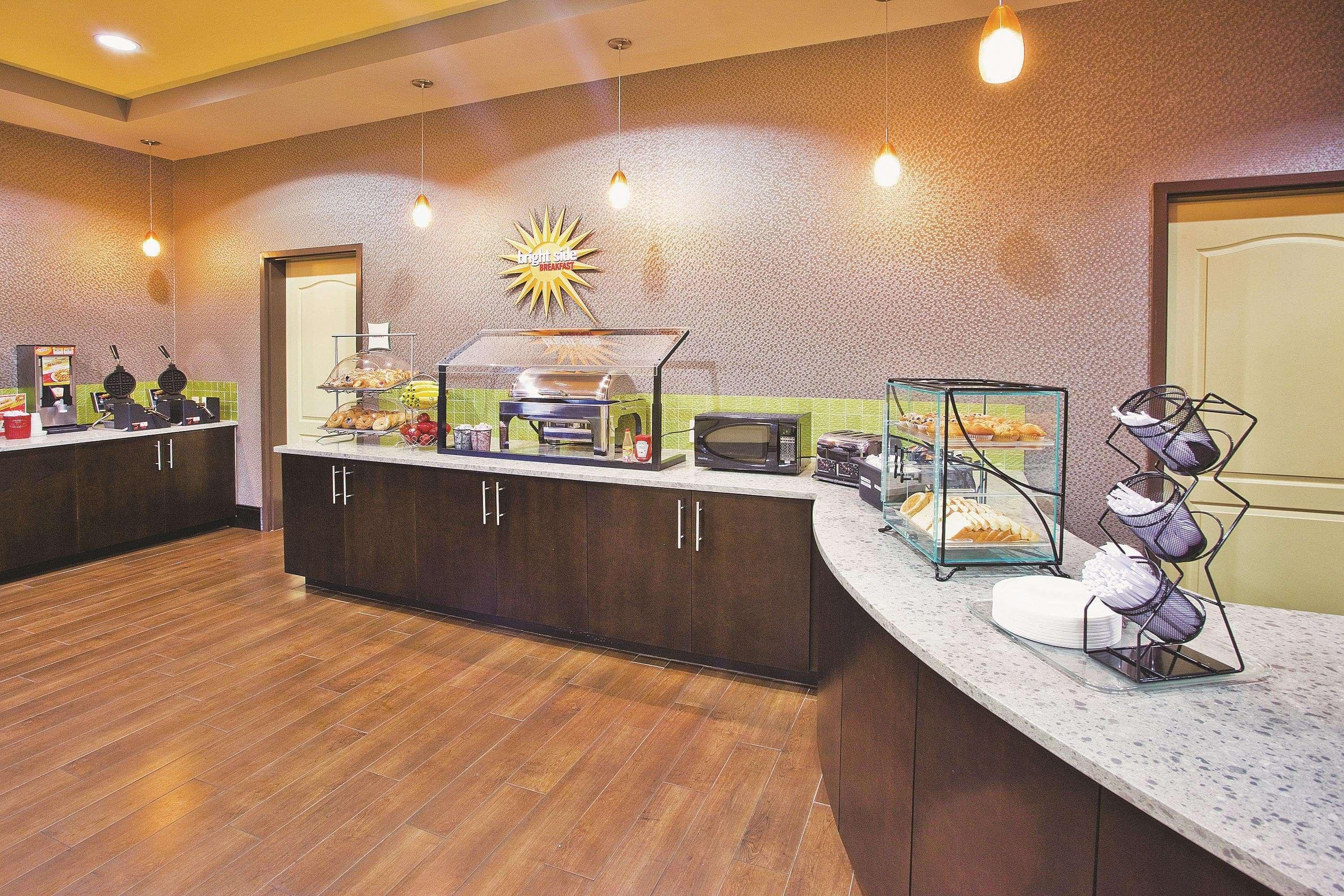 La Quinta By Wyndham Hinesville - Fort Stewart Restaurant photo